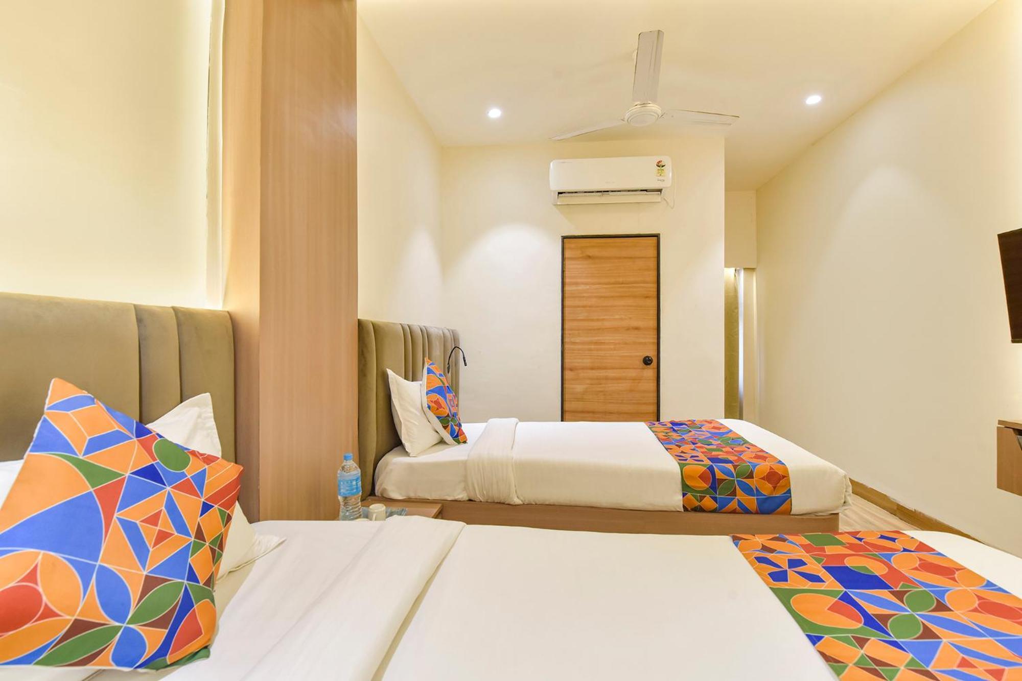 Fabhotel Kesar Indore Esterno foto
