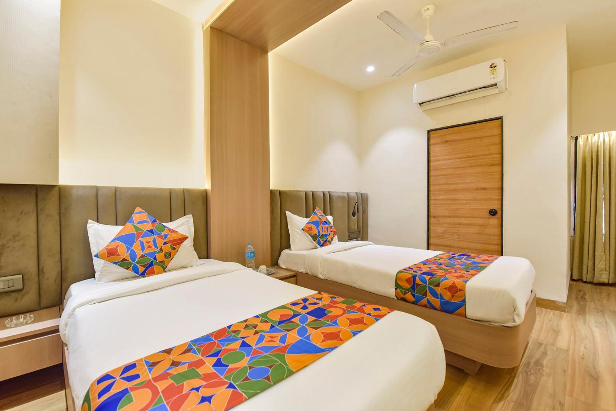 Fabhotel Kesar Indore Esterno foto