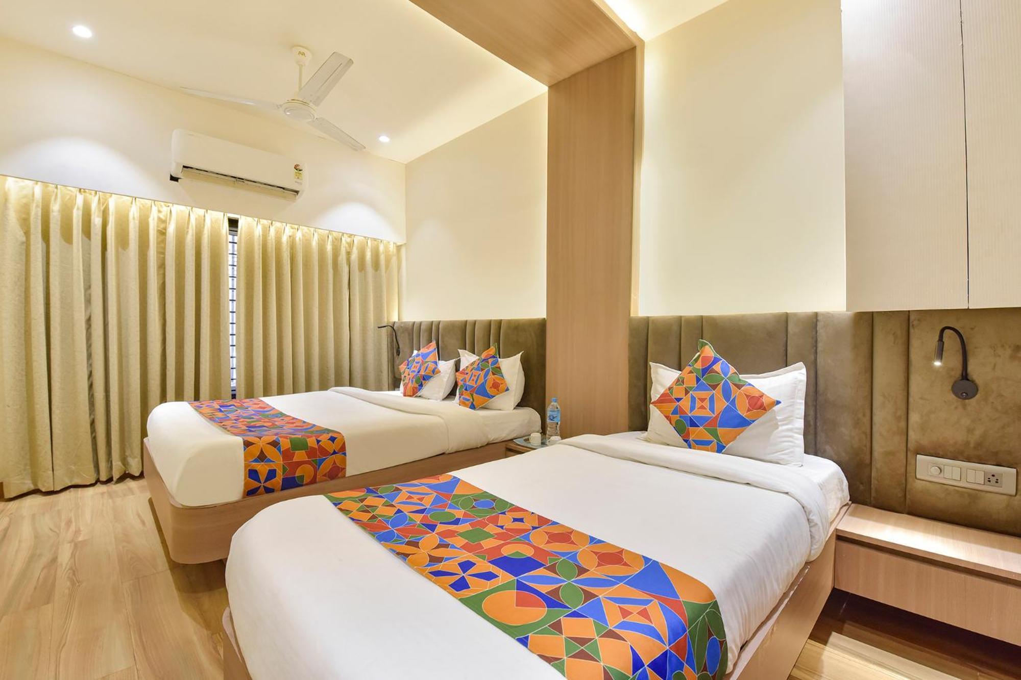 Fabhotel Kesar Indore Esterno foto