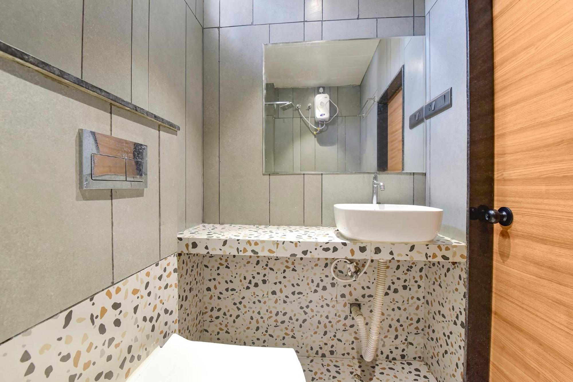 Fabhotel Kesar Indore Esterno foto